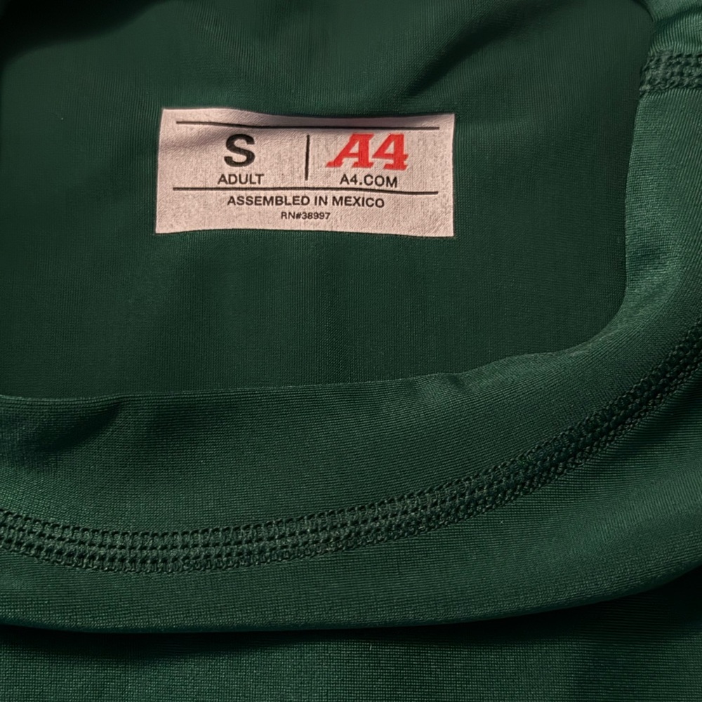 A4 Performance Shirt - Picture 2 of 6